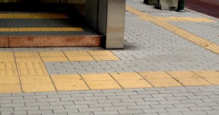 Тактильная плитка ПВХ в Сибае - купить от 719 руб. в ТротуарнаяПлитка