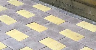 Укладка тротуарной плитки вокруг дома в Сибае - цены от 822 руб.