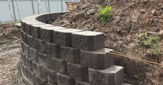 Установка подпорной стенки в Сибае в октябре
